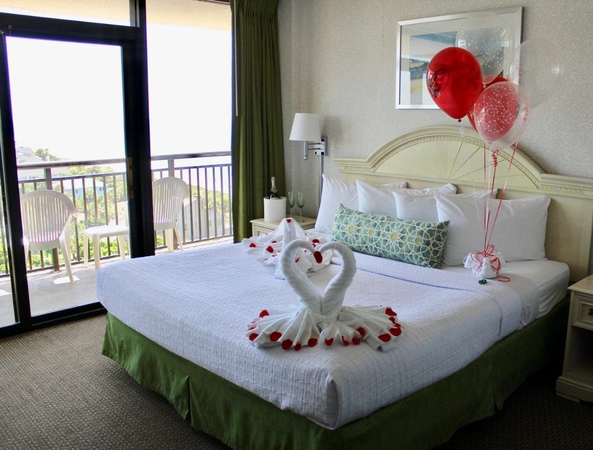 honeymoon suite