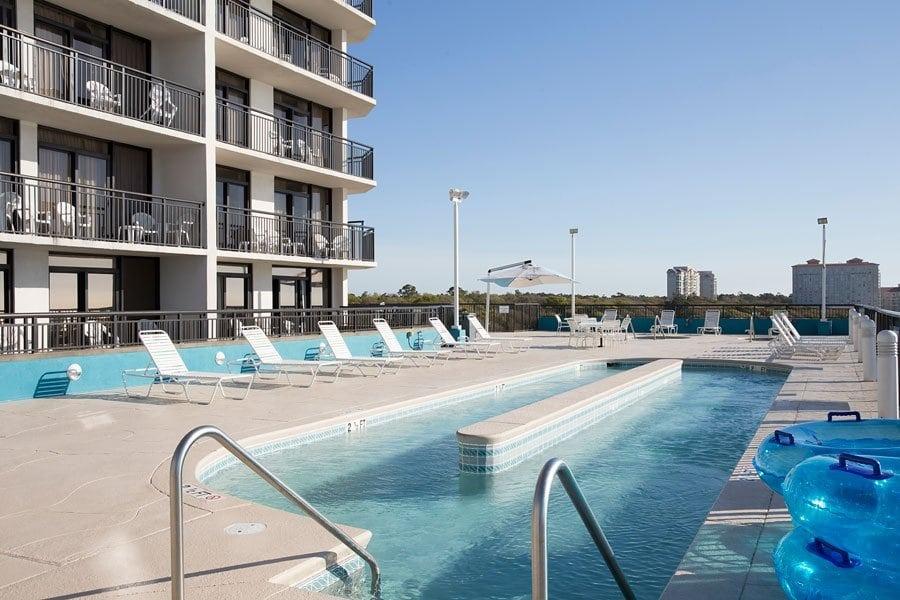 rooftop lazy river